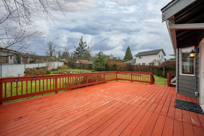 Building Photo - 3 Bedroom, 2 Bath Home in Ferndale