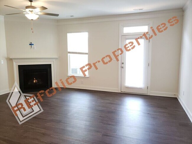 Building Photo - Elegant 3 Bedroom 2.5 Bath 1-Car Garage To...