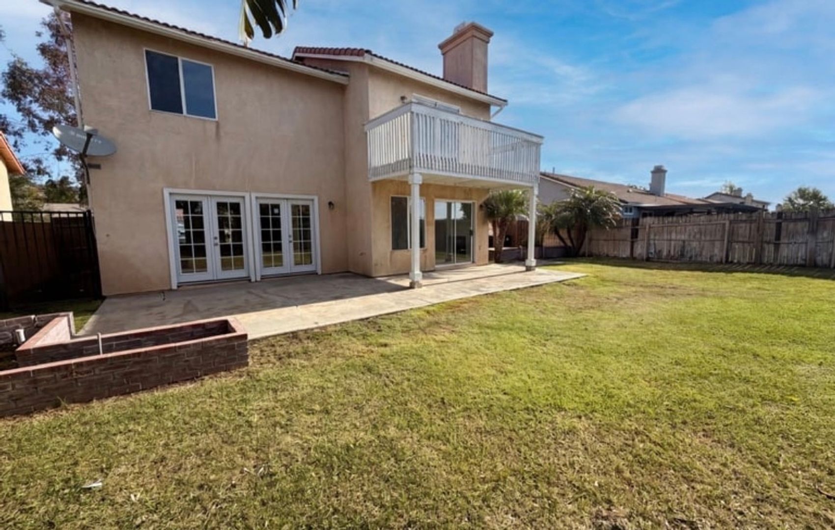 Building Photo - 2565 W Fairview Dr