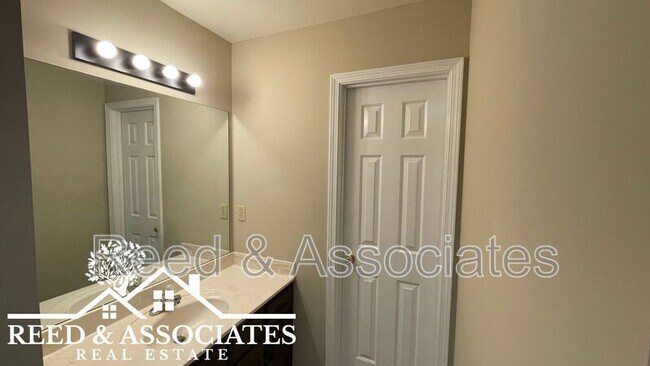 Building Photo - 5632 Pecan Trce