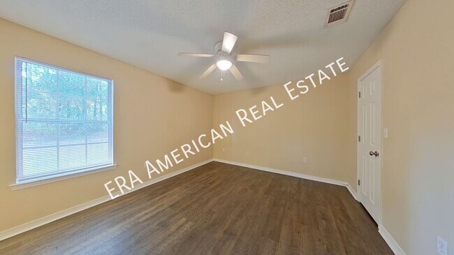 Building Photo - 2455 Starmount Dr