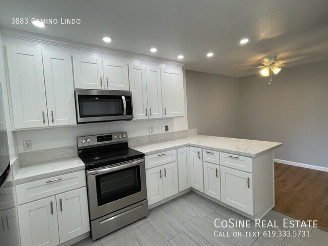 Building Photo - 3883 Camino Lindo