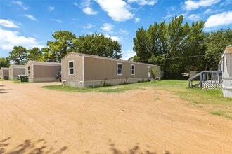 Building Photo - 908 Turney Ln