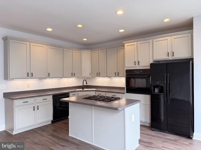 Building Photo - 8358 Millom Ct