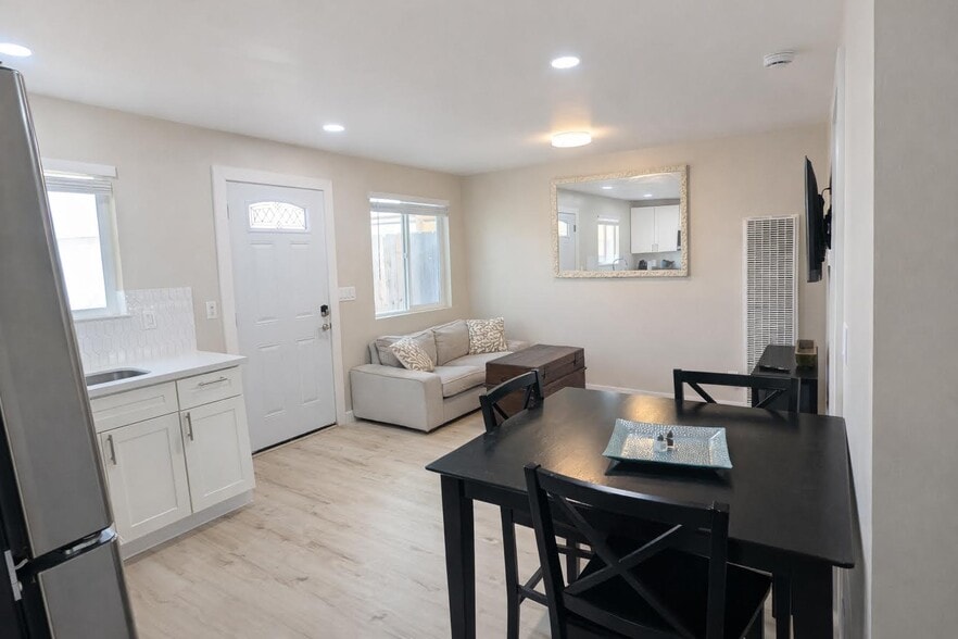 Building Photo - 350 Rockaway Ave