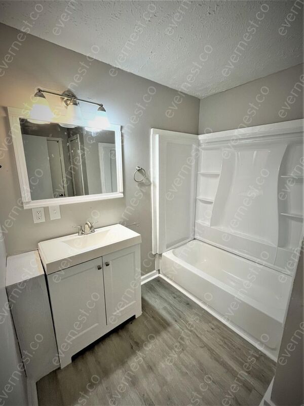 Building Photo - 445 Rockdale Dr