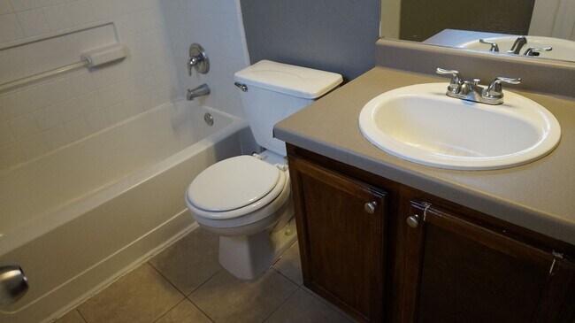 Building Photo - 2603 John Porter Dr