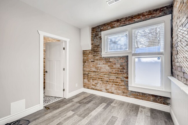 Building Photo - Completely Remodeled Historic Boulder Home...