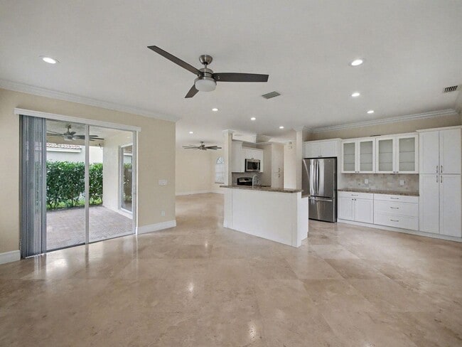 Building Photo - 5884 NW 49th Ln