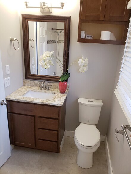 Building Photo - 5825 Balsam Rd