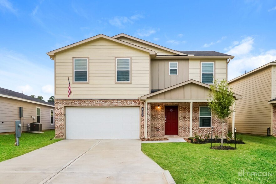 Primary Photo - 15547 Taylorcrest Dr