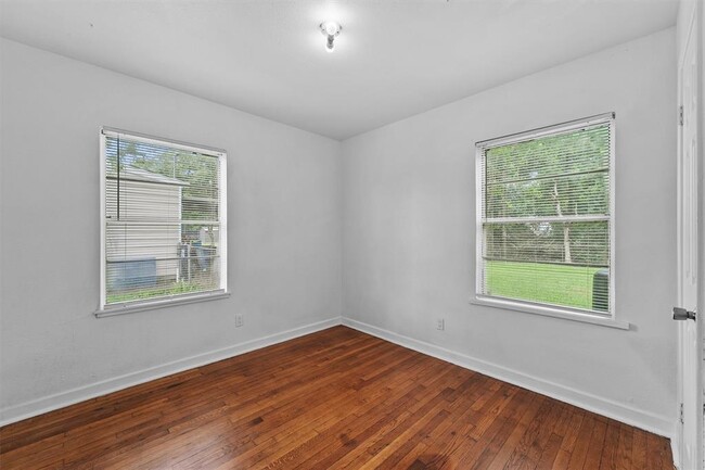 Building Photo - 4225 Citadel Ln
