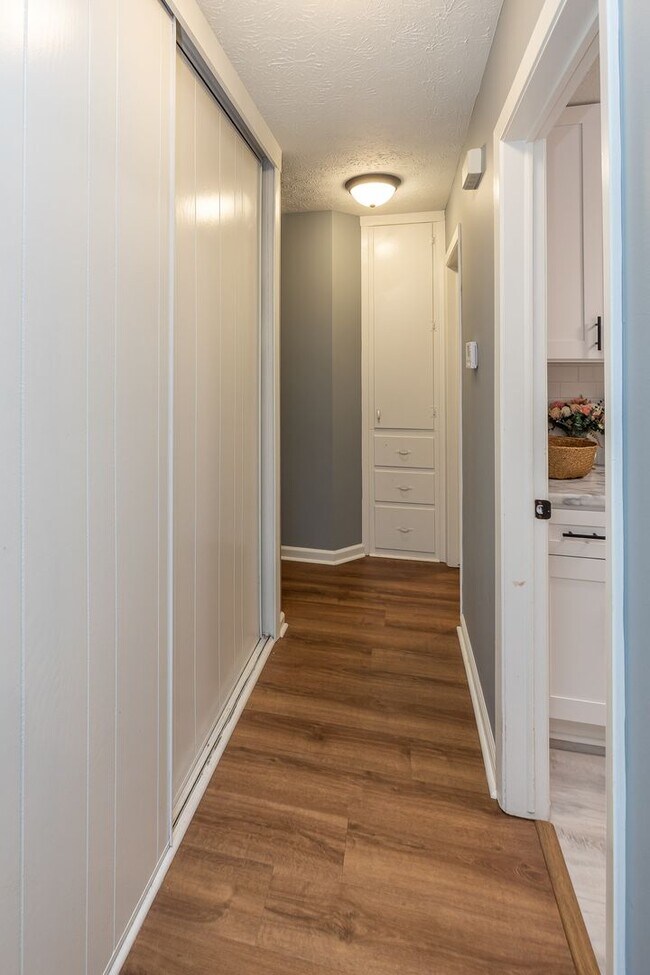 Building Photo - Gorgeous home for rent in very desirable M...