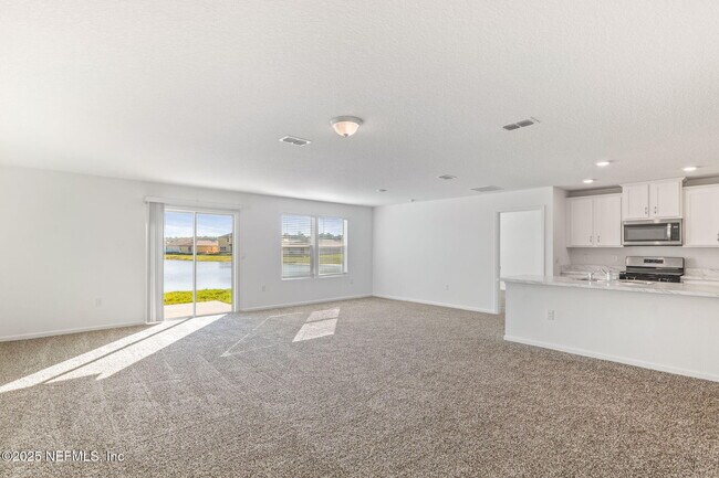 Building Photo - 47 Tordera Ln