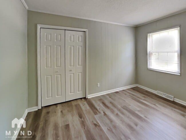 Building Photo - 2308 Oakstone Cir