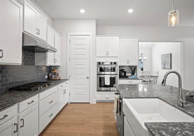 Building Photo - 112 Crimson Sky Ct