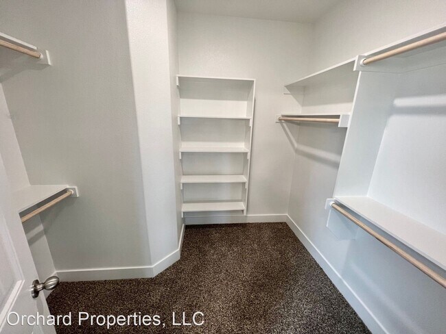 Building Photo - 3 br, 2 bath House - 804 Hickory Meadows Ave.