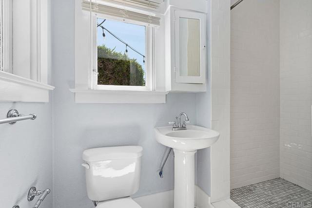 Building Photo - 1648 Camino Del Mar