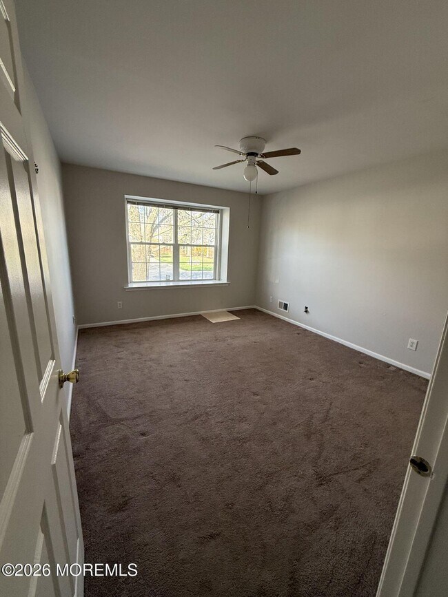 Building Photo - 12 Timberline Dr