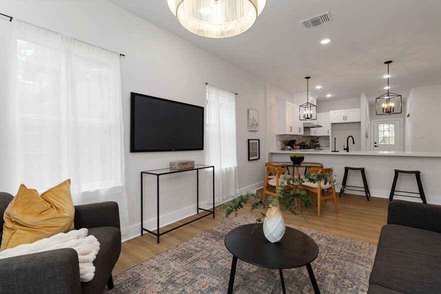 Building Photo - 237 Carle Ave