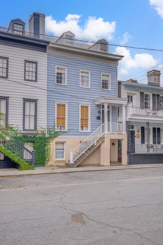 Building Photo - 505 E Mc Donough St