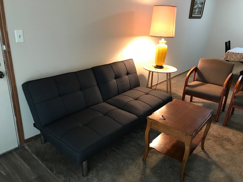 Building Photo - 320 Brown St St