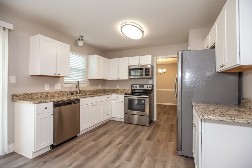Building Photo - 2401 Katherine Kiker Rd