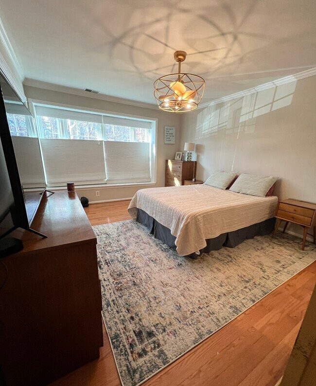 Primary bedroom - 11200 Beaver Trail Ct