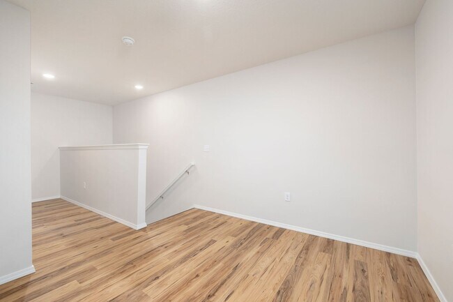 Building Photo - New Build- 2 Story Duplex in Westbury Gardens