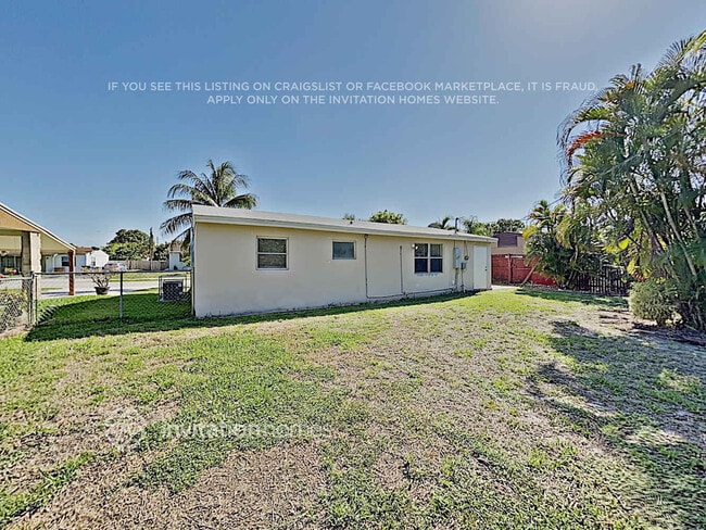 Building Photo - 4929 SW 20th St