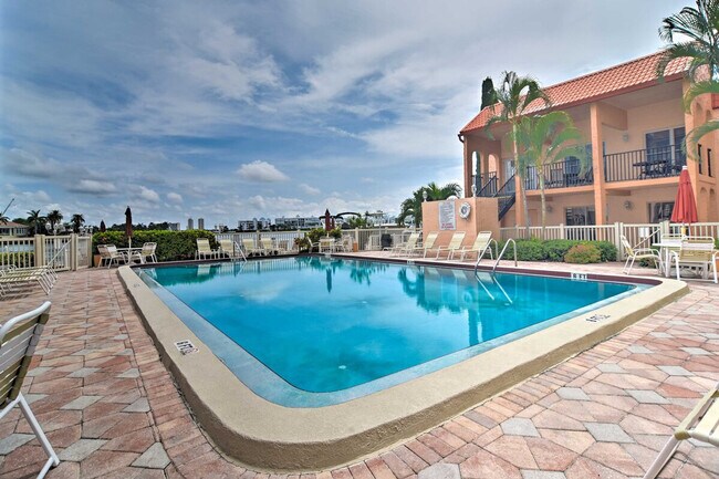 Building Photo - 8931 Blind Pass Rd