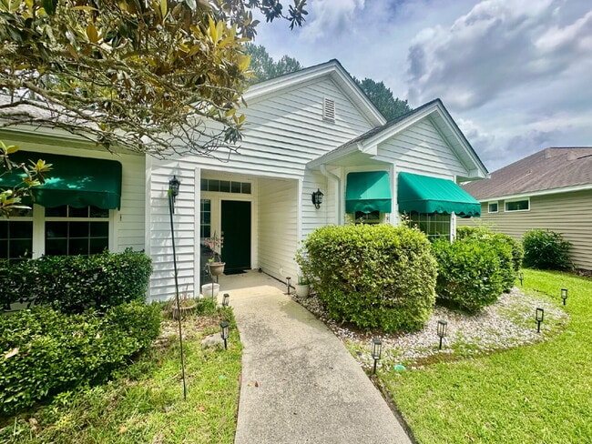 Building Photo - Two Bedroom plus Office Furnished Home in Sun City!