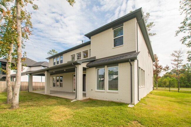 Building Photo - 11 Mariposa Wds Dr