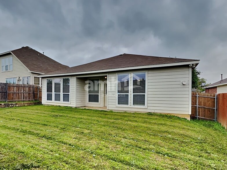 Building Photo - 7424 Alverstone Dr