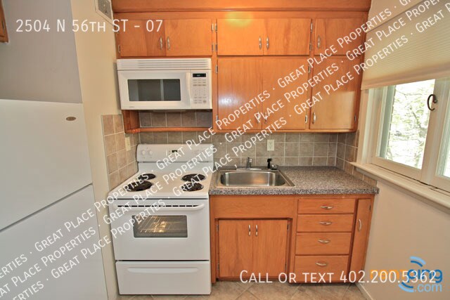 Building Photo - 2504 N 56th St