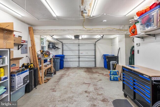 Building Photo - 236 Chippewa Trail