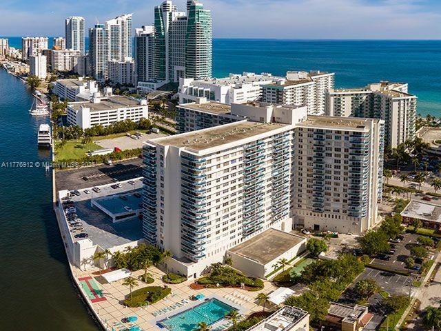 Primary Photo - 3800 S Ocean Dr