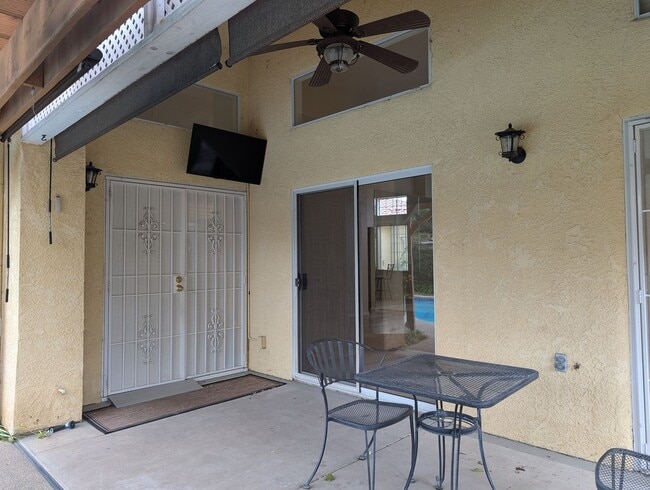 Building Photo - Wonderful 4 bedroom home in Clovis offering a pool, spa, 3 car garage, potential RV and or boat s...