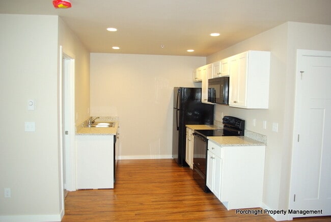 Building Photo - 2003 Aaron Dr