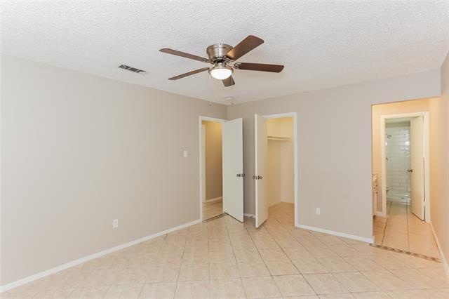 Building Photo - 2513 Mardell Dr