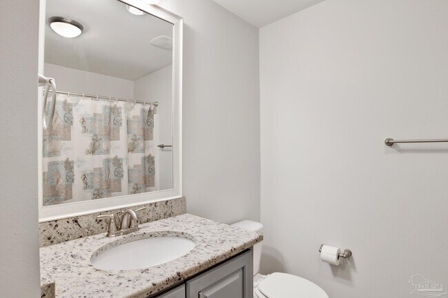 Building Photo - 16262 Tarpon Dr