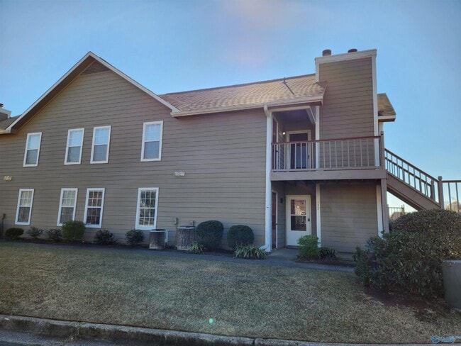 Building Photo - 212 Waters Edge Ln