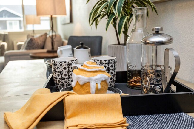 Building Photo - 2 Bedroom, Single-story Townhomes for rent in Osceola, IA