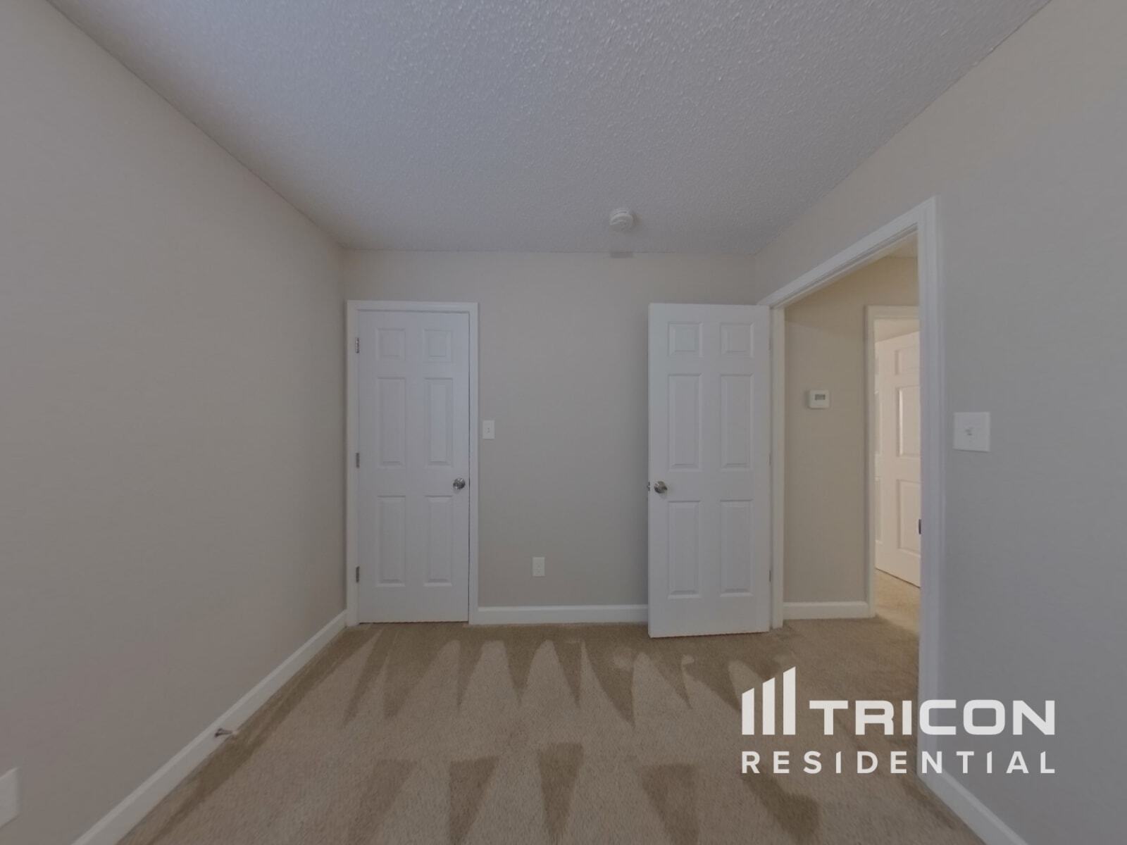 Building Photo - 2918 Brekonridge Centre Dr