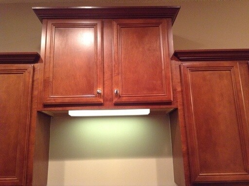 Building Photo - Available Now! 3 bed, 3 bath!