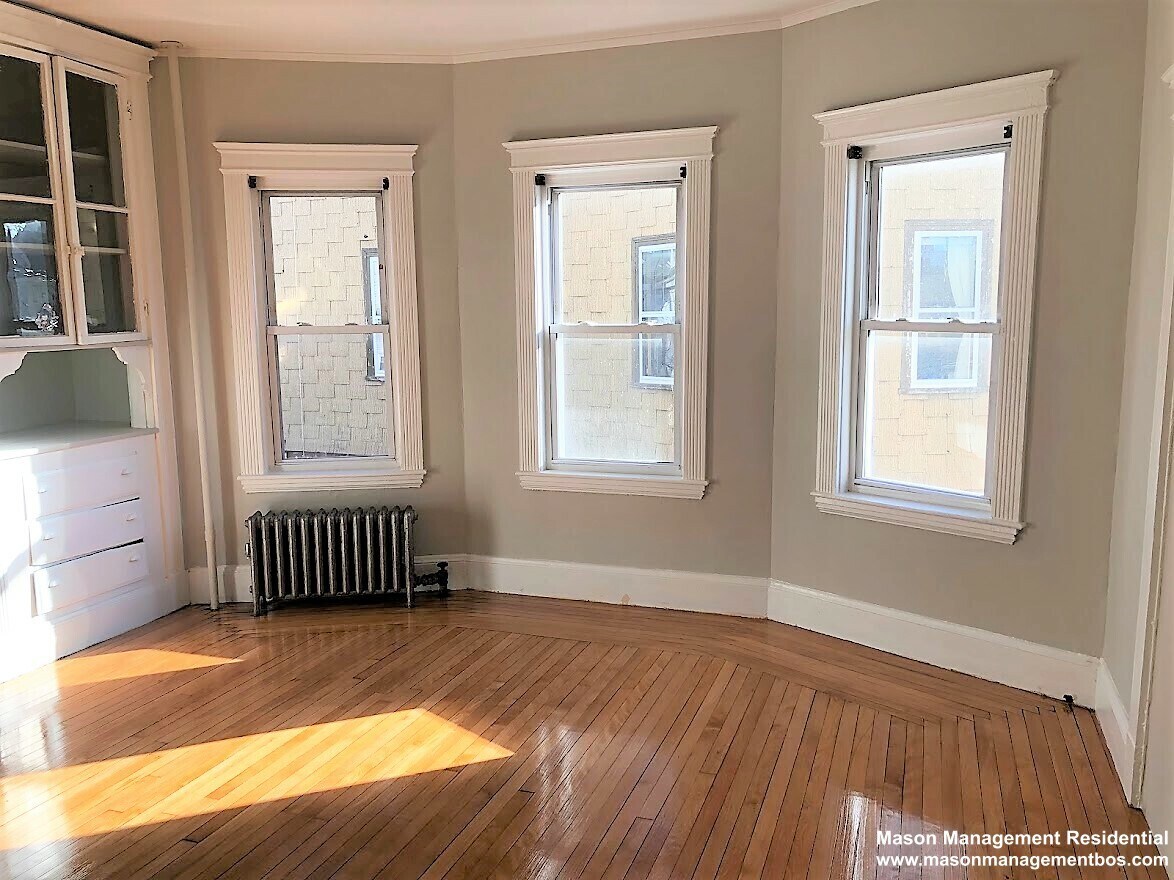 #2 - 19 Arden St