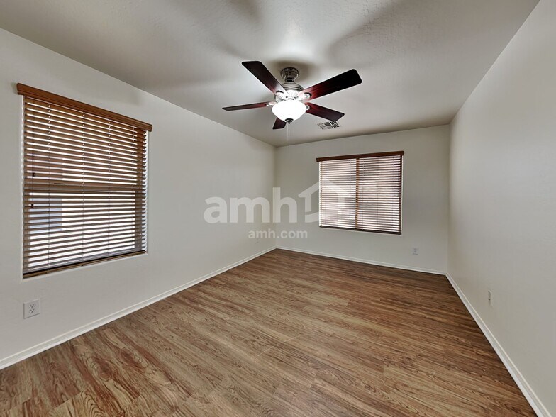 Building Photo - 18015 W Carol Ave