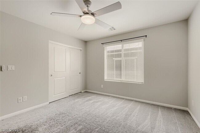 Building Photo - 10790 Wild Parsley Ave