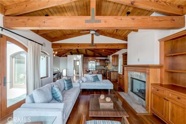 Building Photo - 2816 Manhattan Ave