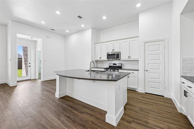Building Photo - 1506 Calcot Ln